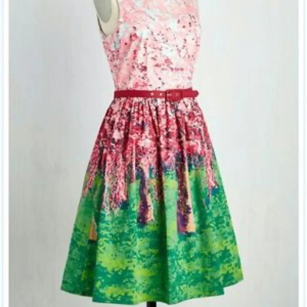 Modcloth "Spring Festive Fondescence" in Cherry Blossom - Picture 2 of 3